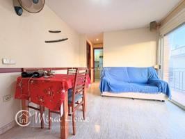 Piso con Balcón en Venta en Canovelles photo 0