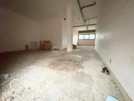 Local Comercial en Alquiler en Granollers photo 0