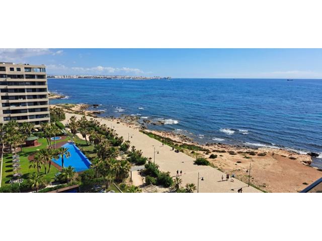 Piso En venta en Punta Prima, Torrevieja photo 0