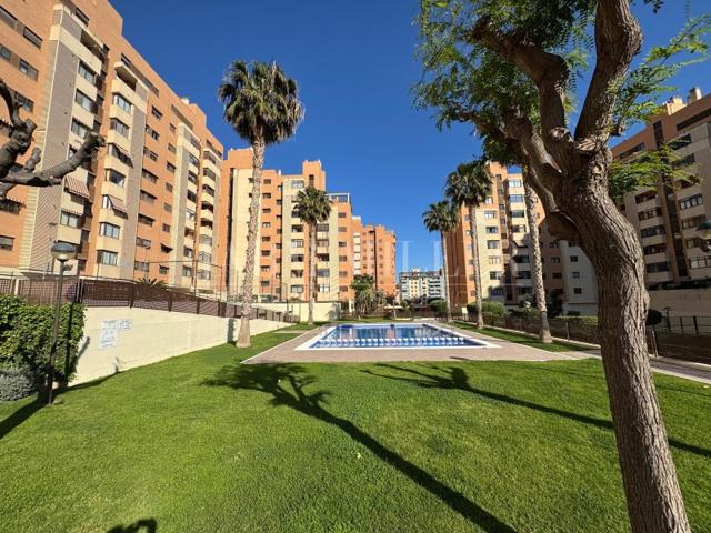 Piso En venta en Alicante - Alacant photo 0