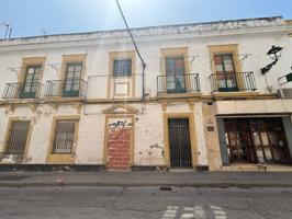 Edificio en venta en El Puerto de Santa María photo 0
