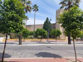Apartamento en edificio con encanto en Jerez de la Frontera photo 0