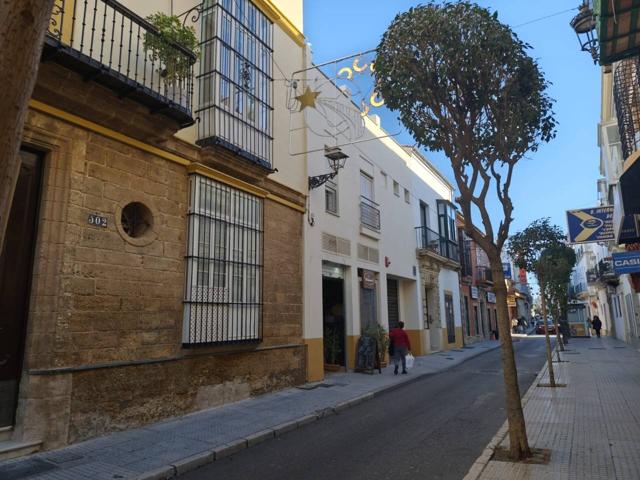 Precioso apartamento en alquiler en pleno centro de El Puerto de Santa Maria photo 0