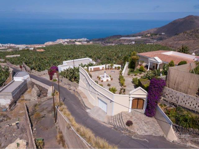🌴 Finca única en Guía de Isora – Vivienda con piscina, agua propia y gran producción agrícola 🌴 photo 0