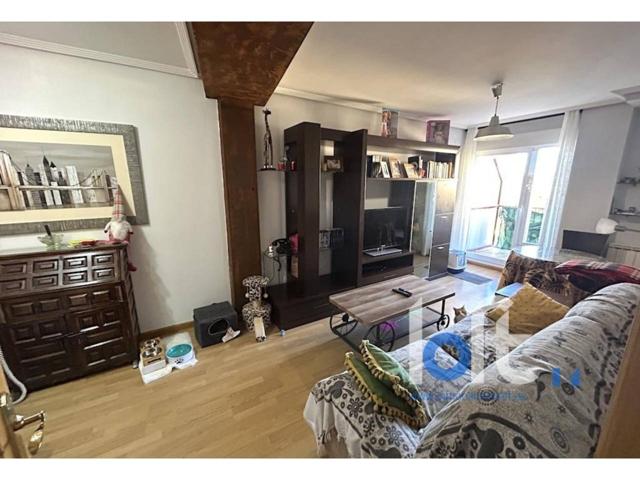 Piso de obra semi nueva en San Frontis photo 0