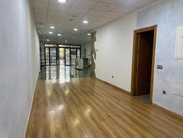 Se alquila bajo comercial en Puerto de Mazarrón - ubicación privilegiada photo 0