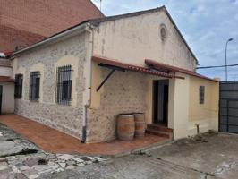 VENDEMOS CASA TOTALMENTE REFORMADA EN ARRABAL DE PORTILLO. photo 0