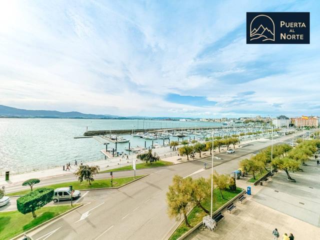 Piso en Venta en Calle Castelar, Santander photo 0