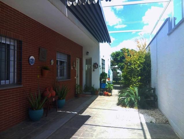 Unifamiliar En venta en Avenida Cabo De Gata 15, Bollullos De La Mitacion, Sevilla photo 0