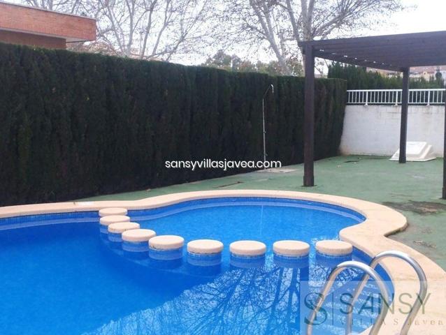 Piso En venta en Denia, Dénia photo 0