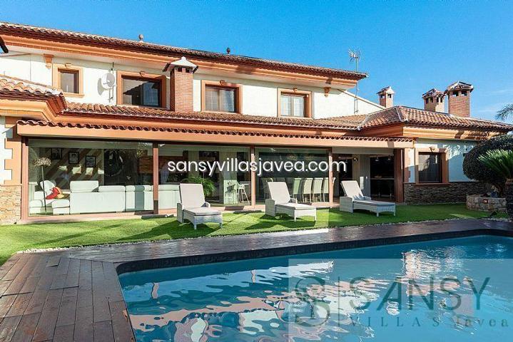 Villa En venta en Calpe, Calpe photo 0