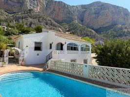 Villa En venta en Montgó, Jávea-Xàbia photo 0