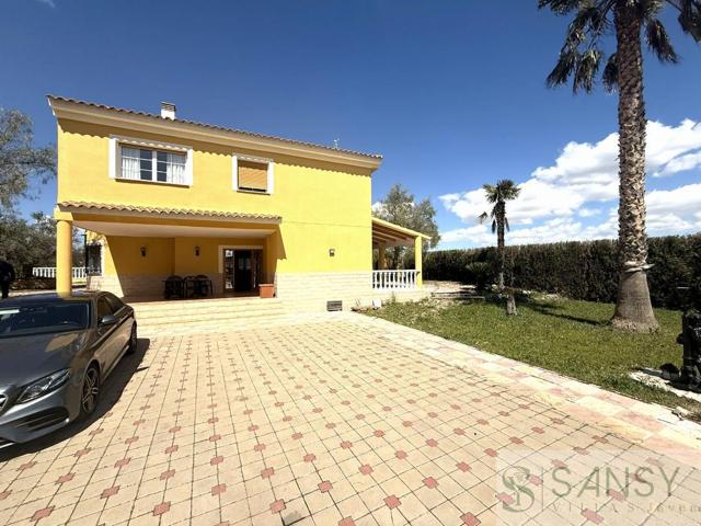 Casa De Campo En venta en Cehegin , Cehegín photo 0