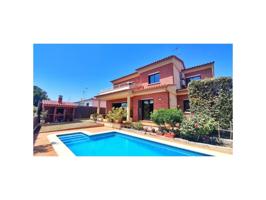 Villa En venta en Calafell photo 0