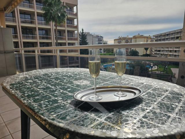 Piso En venta en Salou photo 0