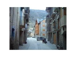 Piso En venta en Rialp photo 0