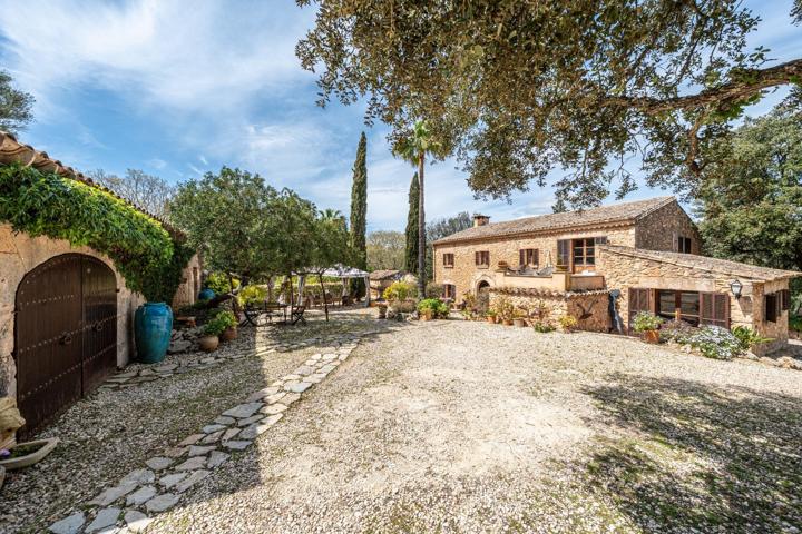 Finca rústica en venta en Algaida photo 0