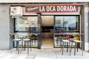 ¡Local con licencia de bar, cafetería y restaurante en Santa Catalina! Una oportunidad única para em photo 0