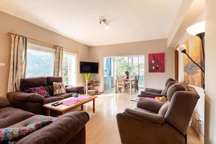 Bonanova: Piso Luminoso con Dos Terrazas y Todas las Estancias Exteriores photo 0