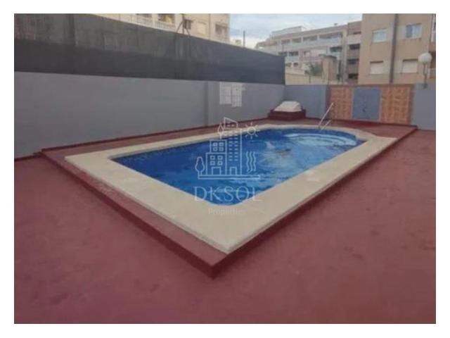 Piso En venta en Torrevieja photo 0