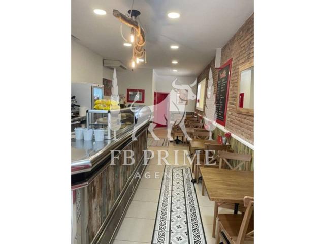 Cafeteria en traspaso en El Camp de l'Arpa del Clot, Barcelona photo 0