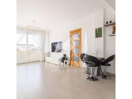 Piso en venta en Almeda, Cornella de Llobregat photo 0