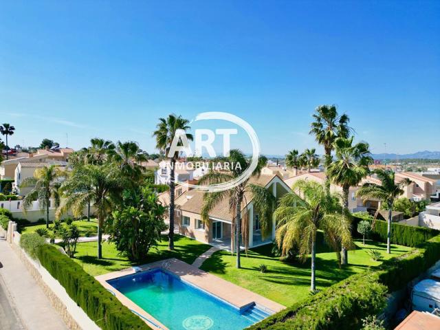 Villa En venta en San Antonio de Benagéber photo 0