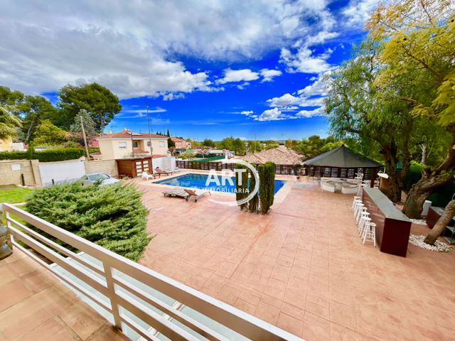 Villa En venta en San Antonio de Benagéber photo 0