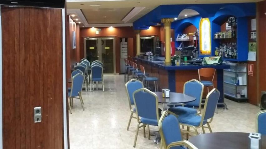 ¡Oportunidad única en el casco antiguo de Torrent! photo 0