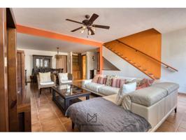 CASA PAREADA EN BARRANCO HONDO photo 0