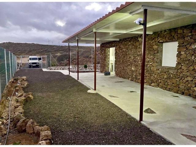 CASA EN ALQUILER EN ARICO photo 0