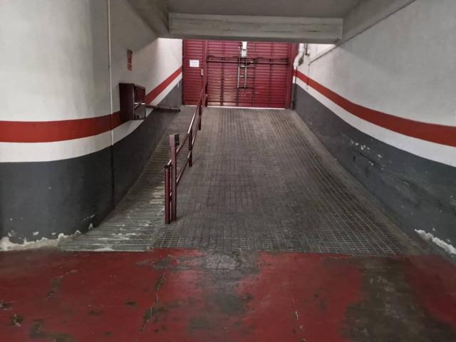 PLAZA DE PARKING PARA COCHE photo 0