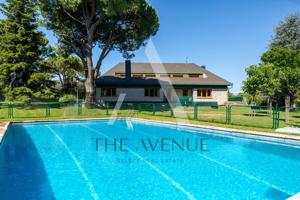 Impresionante chalet independiente en la prestigiosa Urb de Montepríncipe Boadilla del Monte Madrid photo 0