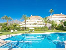Piso en venta en Lomas de Marbella Club- Milla de Oro photo 0