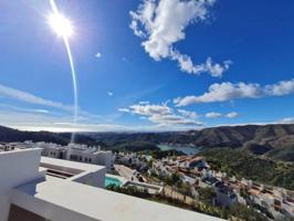 Casa adosada en venta en arretera de Istán photo 0