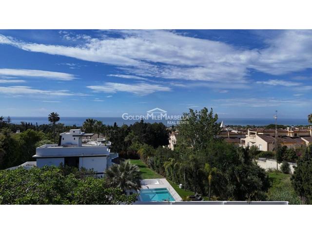 Parcela con projecto y licencia en venta en la Milla de Oro Marbella photo 0