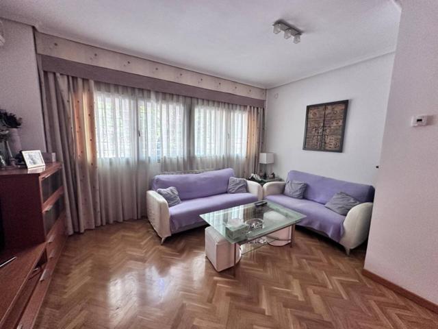 Piso en venta en Pueblo Nuevo(28017) photo 0