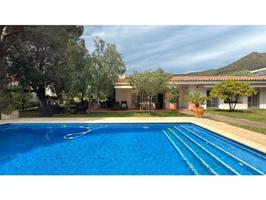 Villa En venta en Roses photo 0
