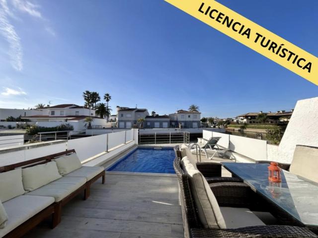Casa En venta en Empuriabrava photo 0