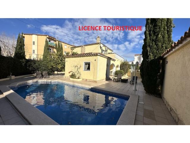 Casa En venta en Empuriabrava photo 0