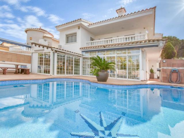 Casa En venta en Empuriabrava photo 0