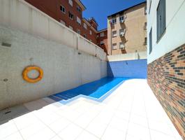 Precioso ático con piscina y 2 plazas de garaje. photo 0