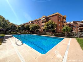 Precioso piso en urbanización con piscina. photo 0