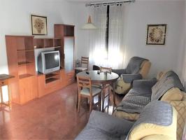 UNA HABITACIÓN LIBRE SOLO PARA CHICOS photo 0