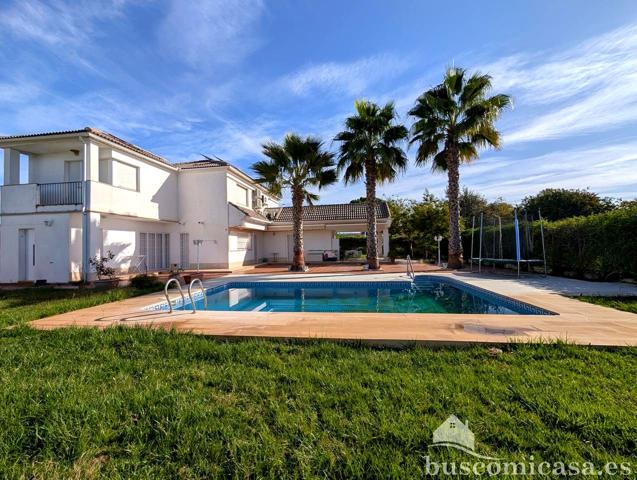 Impresionante casa en Urbanización Los Almendros. photo 0