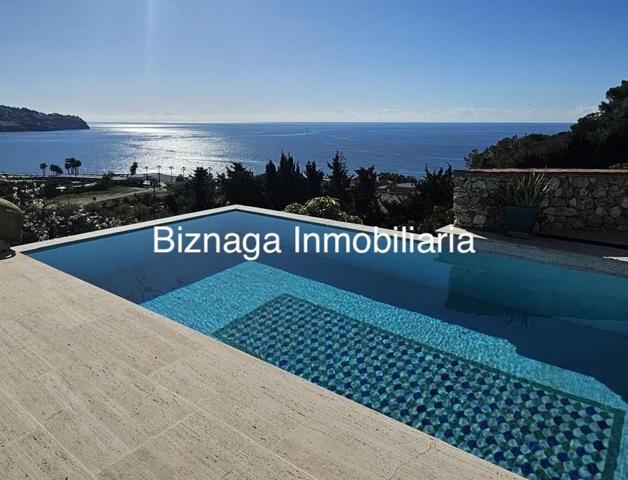 Villa En venta en Almuñécar photo 0