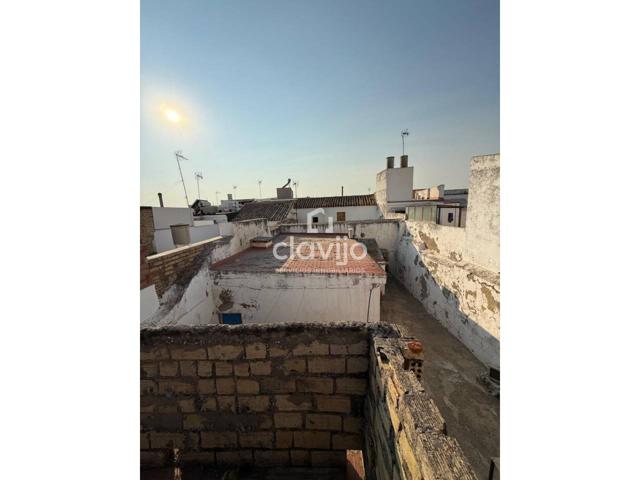 CASA PARA REFORMAR EN CALLE CARREÑO photo 0