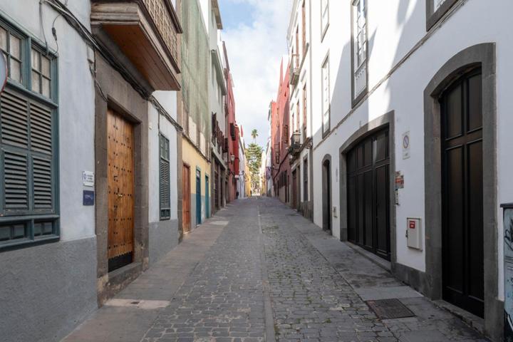 Local en alquiler en Las Palmas de Gran Canaria de 100 m2 photo 0