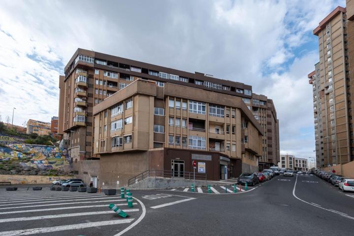 Piso en venta en Las Palmas de Gran Canaria de 91 m2 photo 0
