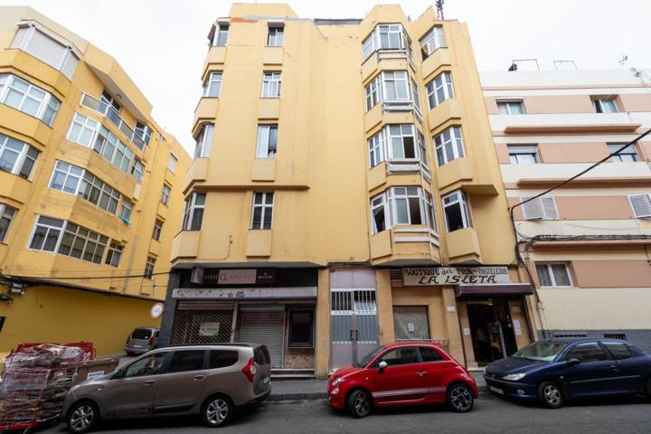 Piso en venta en Las Palmas de Gran Canaria de 82 m2 photo 0